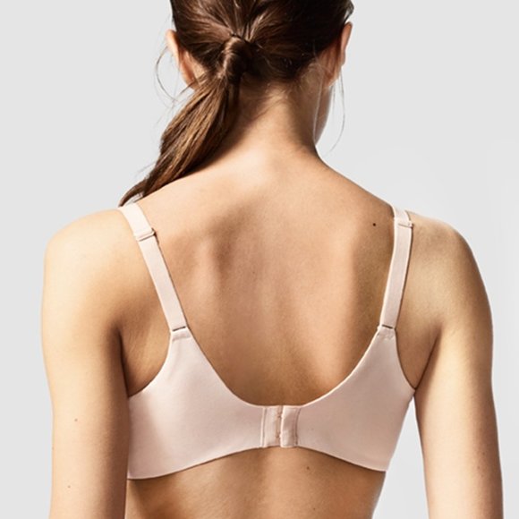 Chantelle Women's Norah Comfort Underwire Bra- Size 40DDDD - Picture 2 of 8